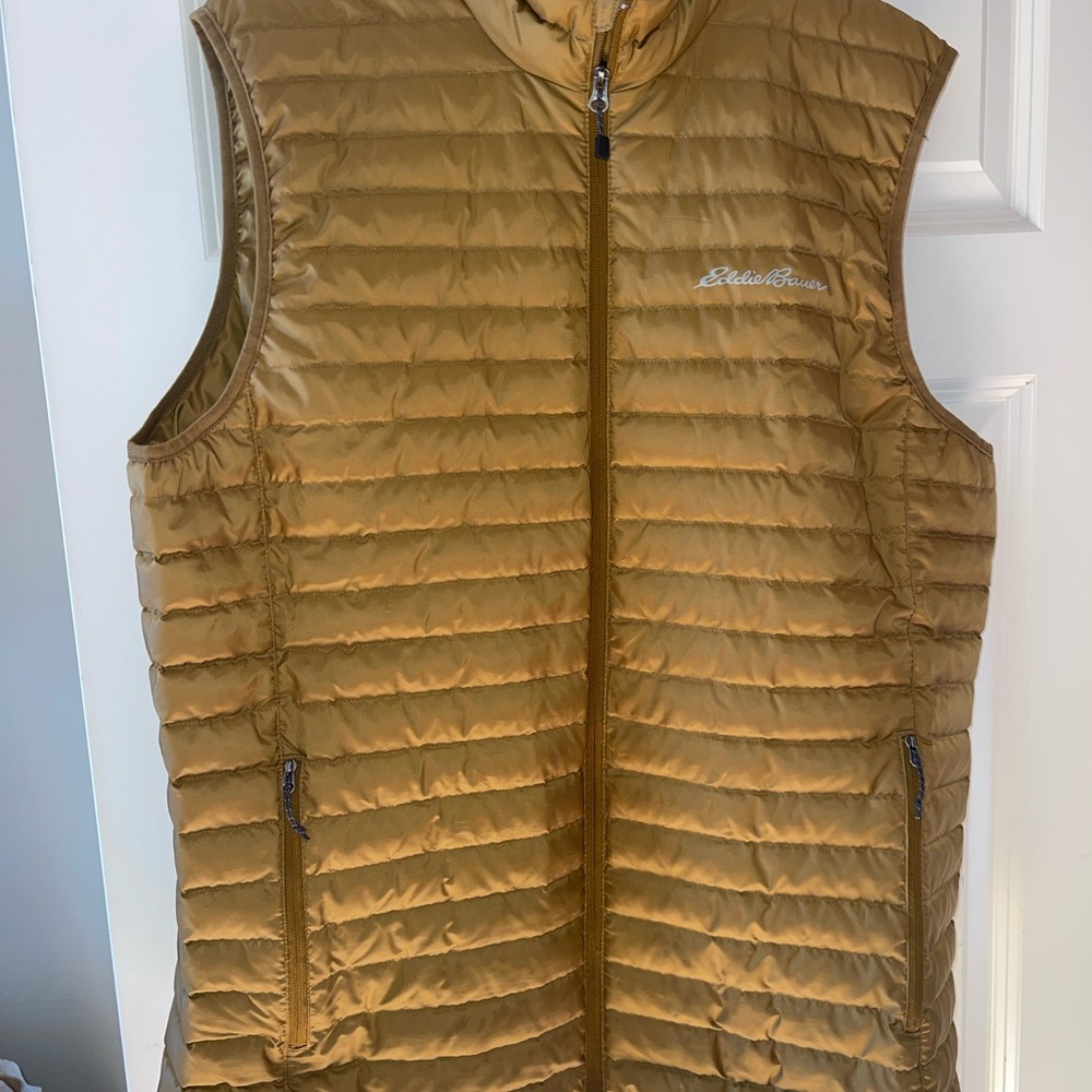 Men’s Eddie Bauer Down Vest